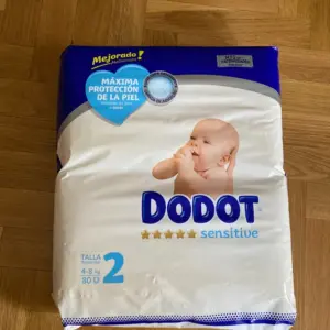 Pañales Dodot Sensitive, Talla 2, para Bebés de 4-8 kg - 80uds